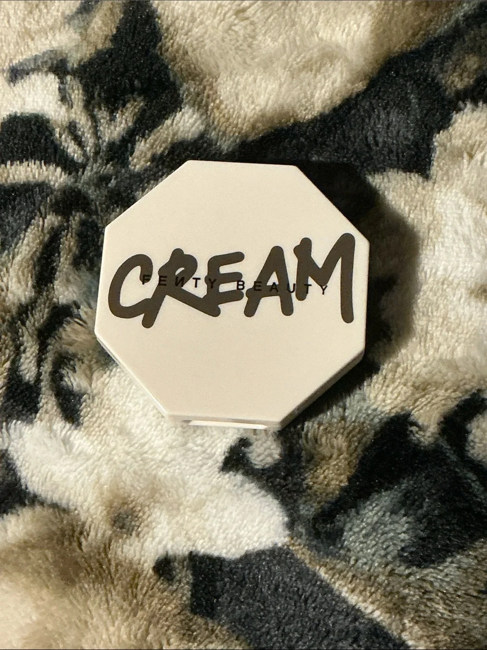 Fenty Rose Latte Cheeks Out Freestyle Cream Blush